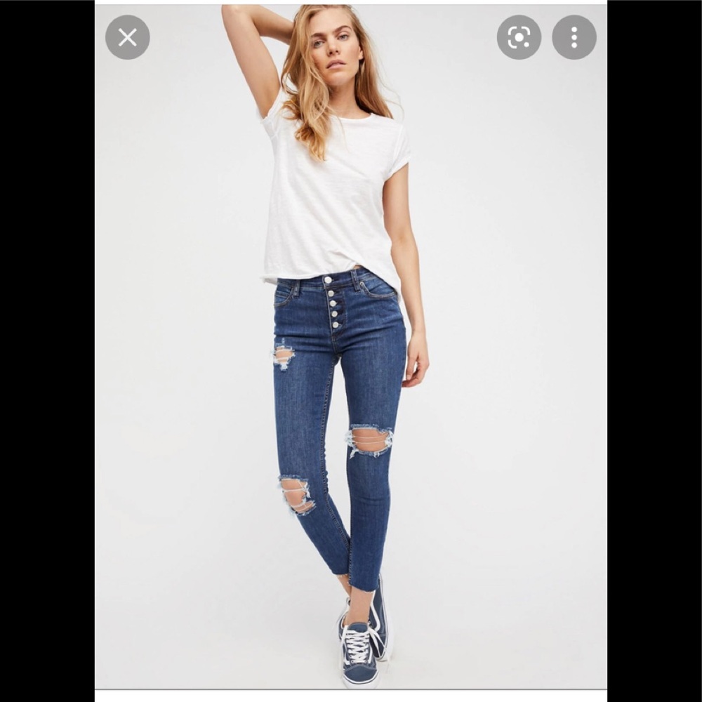 NWT Free People Destroyed Reagan Button Front Jeans